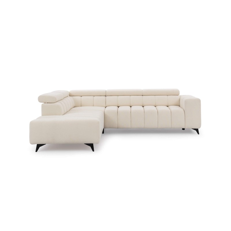 sofa na czarnych nogach