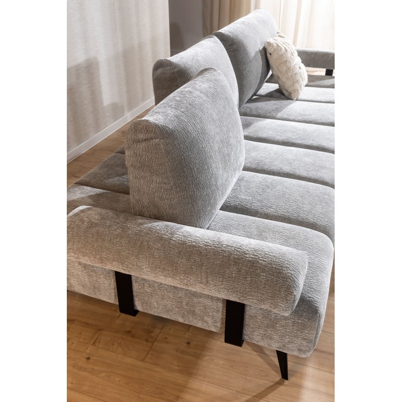 kanapa w łątwej do czyszczenia tkaninie 