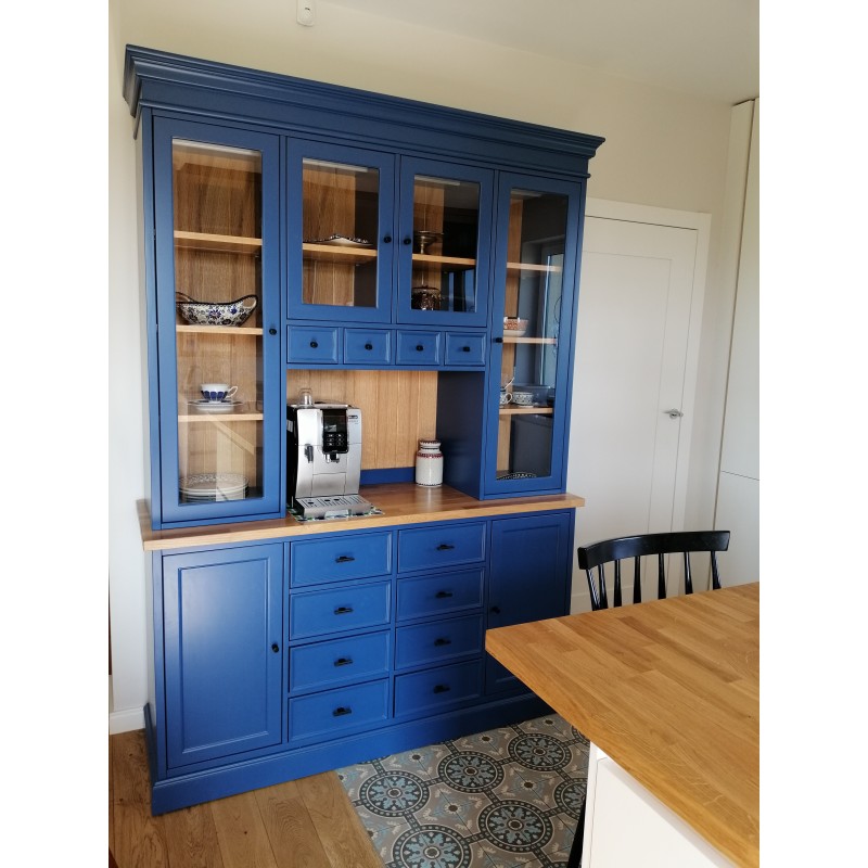 Niebieski Kredens Artus