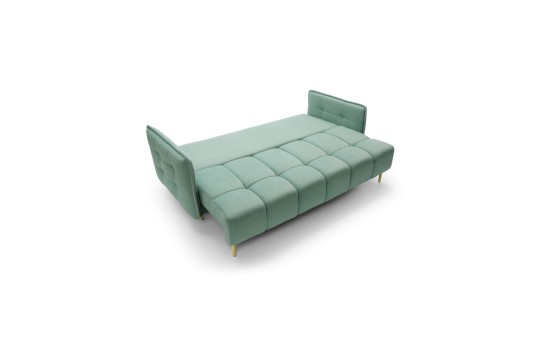 sofa w miętowym kolorze 