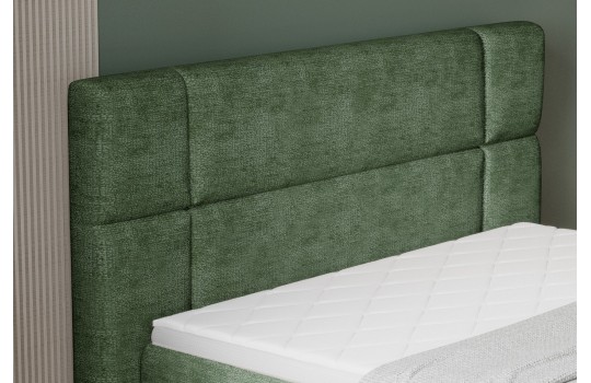 łóżko z tapicerowanym zagłówkiem 