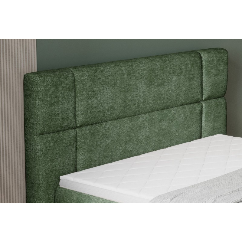 łóżko z tapicerowanym zagłówkiem 