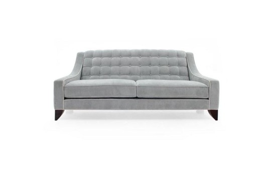 wygodna nierozkładana sofa 