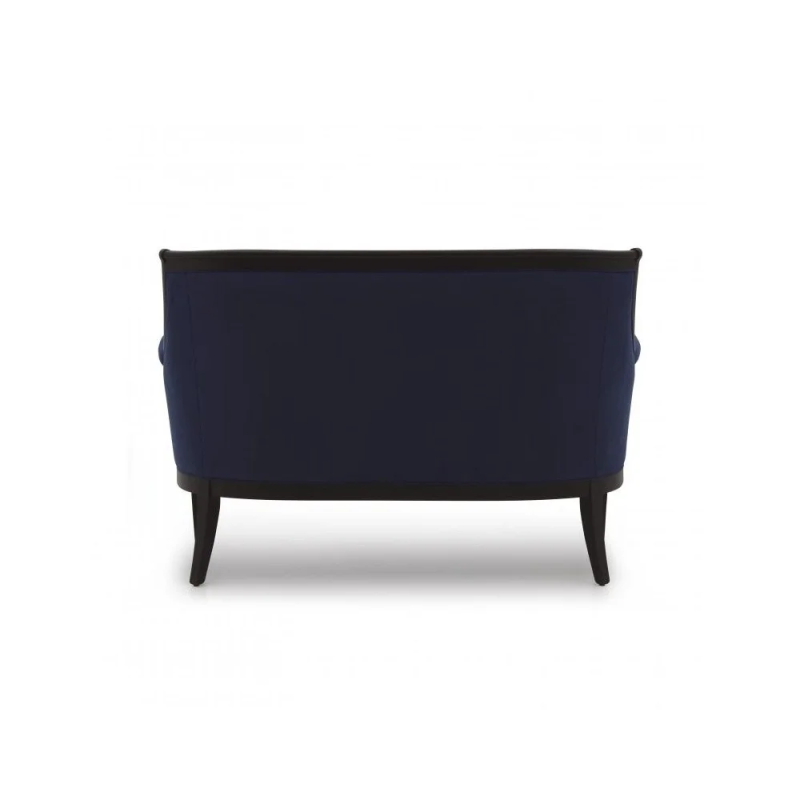 gustowna klasyczna sofa 