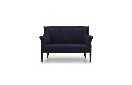 granatowa sofa 