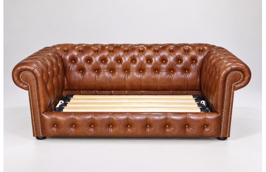 Sofa Parole ze zdjętymi siedziskami, widoczny stelaż wersji z funkcją spania Sofa Parole ze zdjętymi siedziskami, widoczny stelaż wersji z funkcją spania