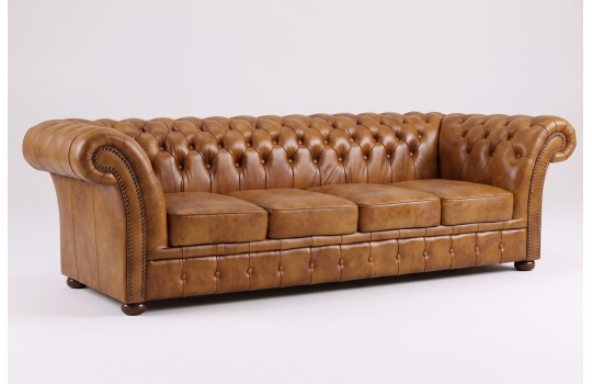 Czterosiedziskowa sofa Chesterfield Wonder – jasna skóra z pikowaniem i toczone nóżki