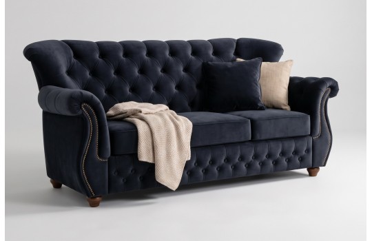 Granatowa sofa chesterfield James 190 cm z trzema siedziskami i wysokim oparciem Granatowa sofa chesterfield James 190 cm z trzema siedziskami i wysokim oparciem