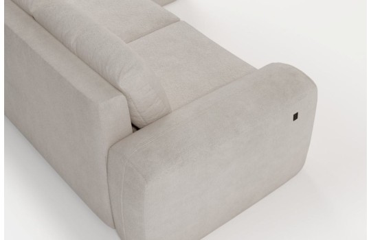 sofa w plamoodpornym materiale 