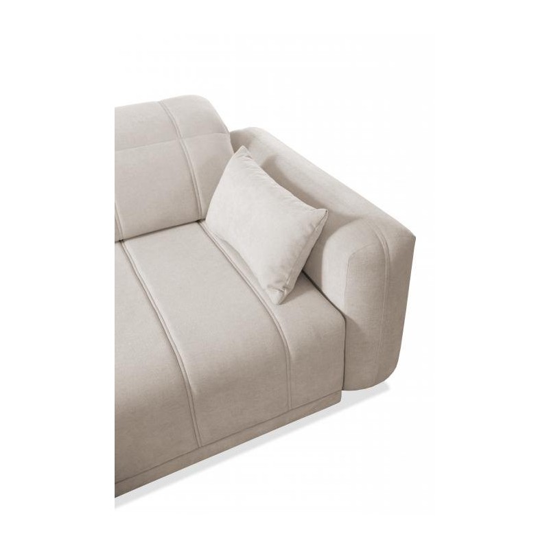 narożnik z poduszkami dekoracyjnymi 