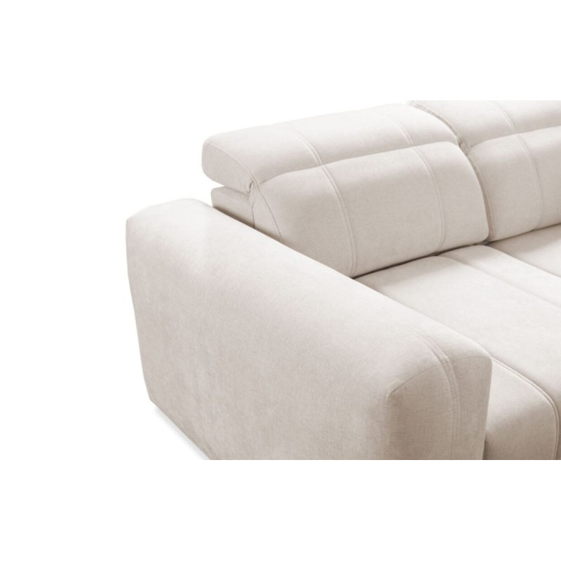 narożnik z nowoczesnymi przeszyciami 