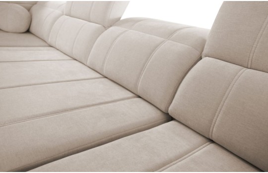 sofa narożna z przeszyciami 