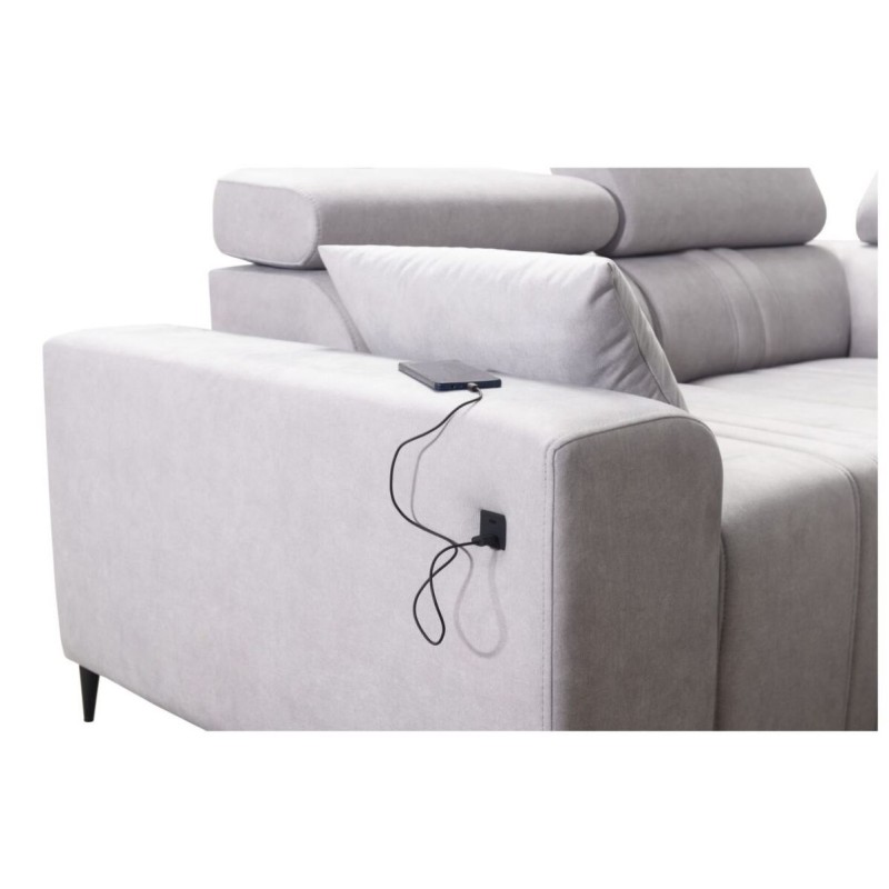 narożnik z gniazdkiem usb 