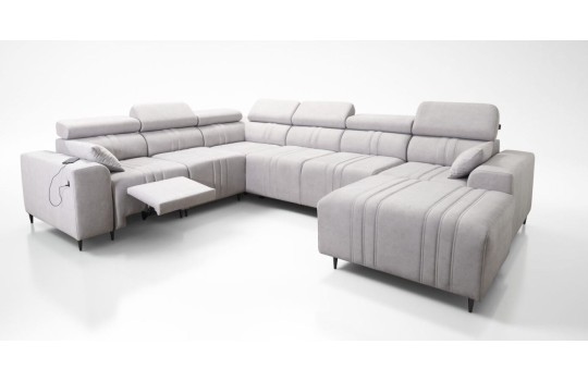 narożnik z wysuwanym podnóżkiem 