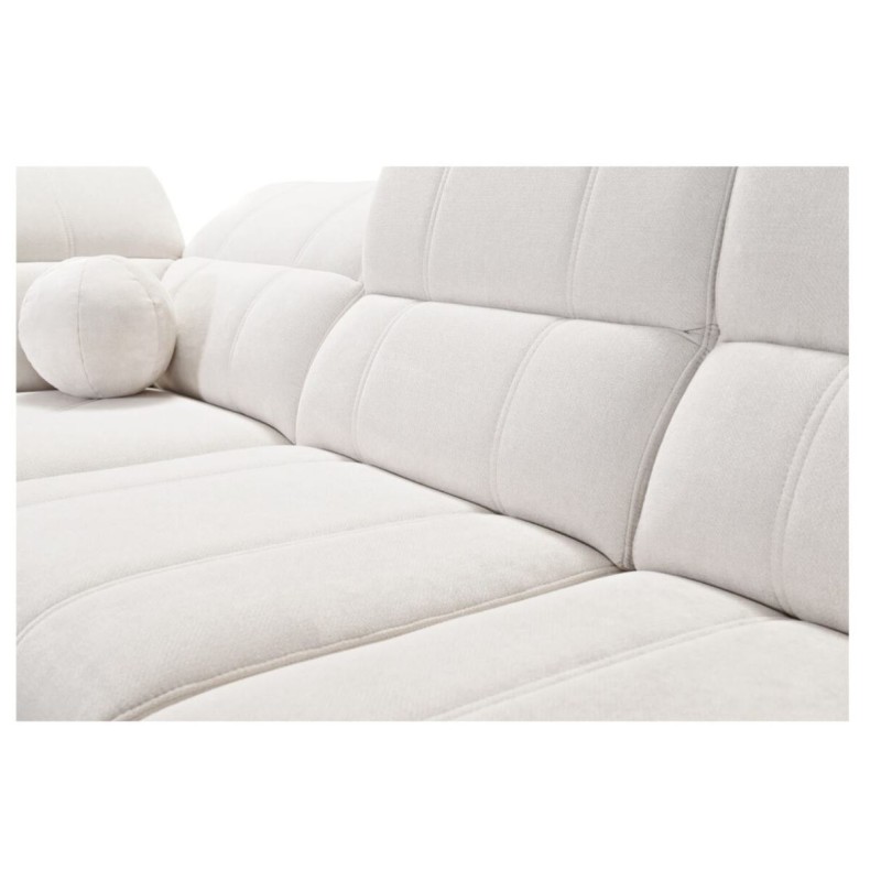 narożnik z nowoczesnymi przeszyciami 