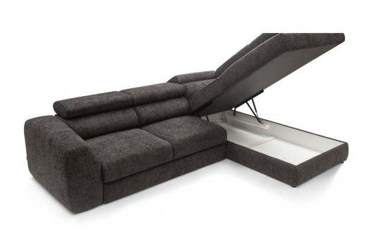 narożnik w plecionej tkaninie 