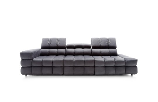 sofa z regulowanym parciem 