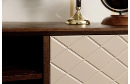 Komoda RTV fornirowana z ryflowanymi frontami Skadi