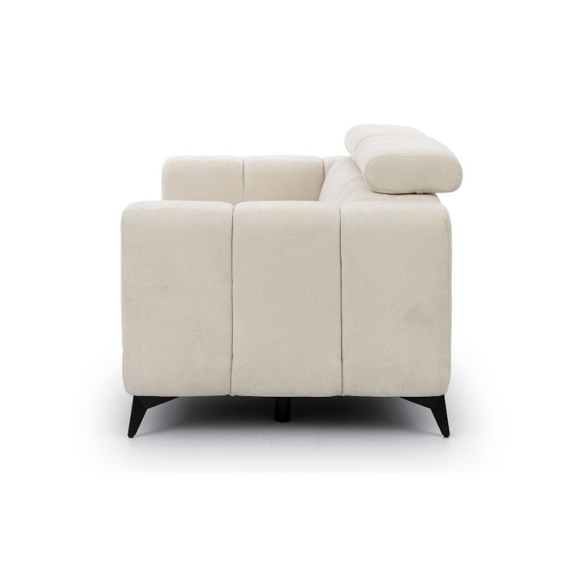 sofa na czarnych nóżkach