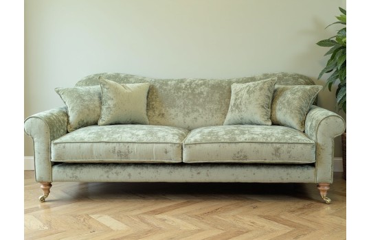 Oliwkowa kanapa w stylu vintage Felis 240 cm 