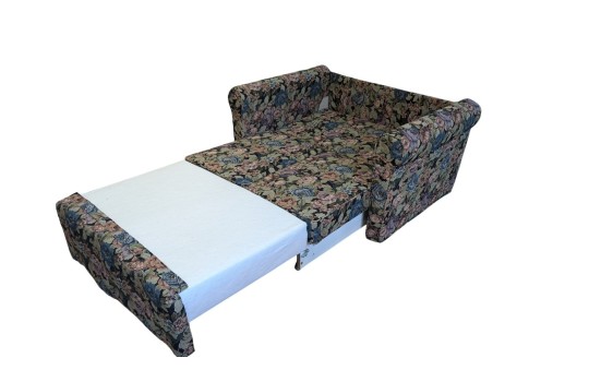 mała sofa z funkcją spania 