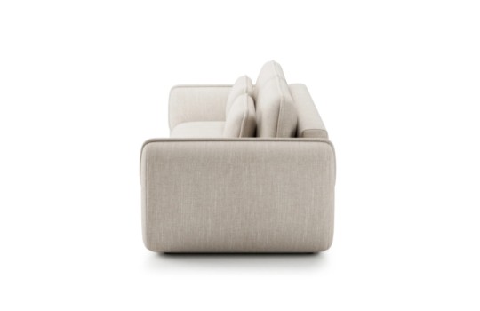 sofa w jasnym materiale