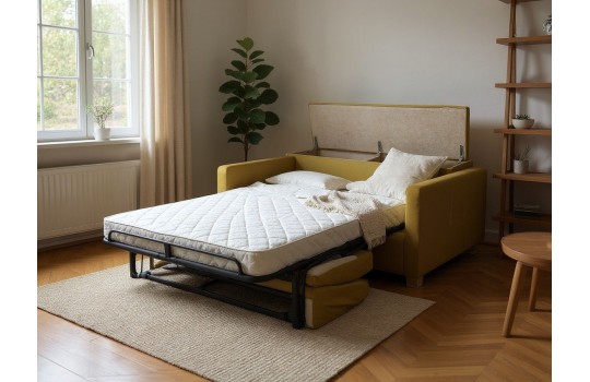 musztardowa sofa 