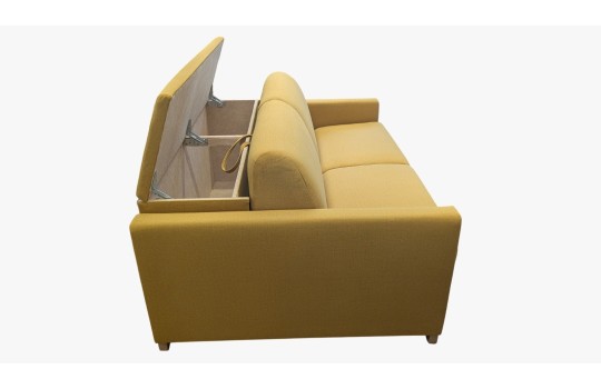 żółta sofa do salonu 