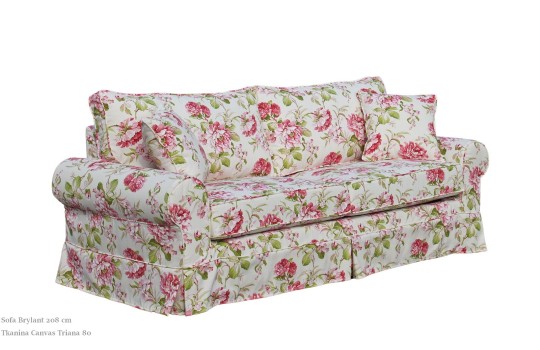 sofa w różowe kwiaty 