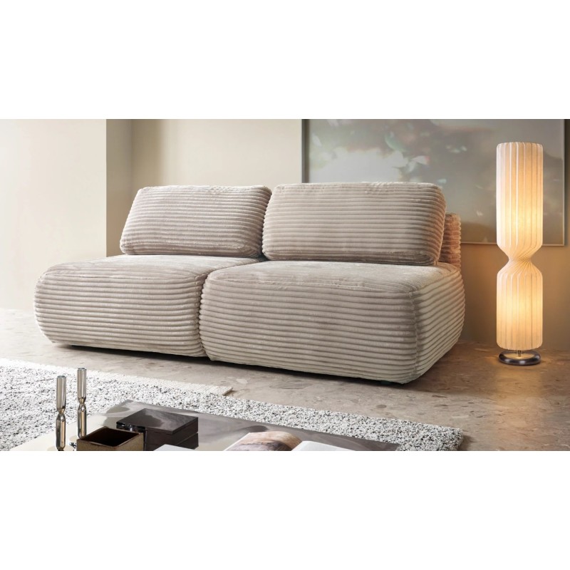 beżowa sofa
