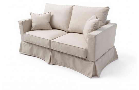 Sofa Vesper w jasnej tkaninie z poduszkami na białym tle