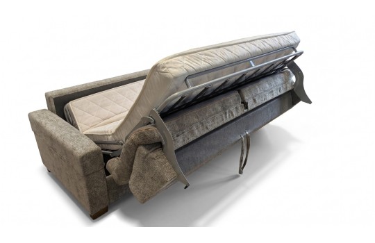 Półotwarty metalowy stelaż włoski z materacem w kanapie do salonu