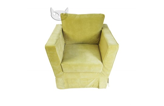 Zielony fotel tapicerowany Nemezis