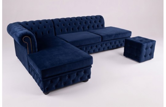 Granatowy narożnik chesterfield z dodatkowym pufem w zestawie Granatowy narożnik chesterfield z dodatkowym pufem w zestawie