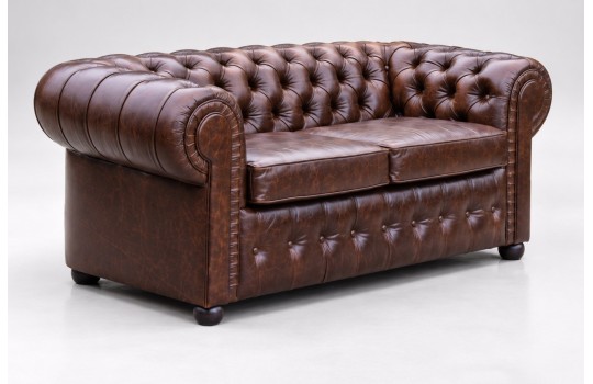 Skórzana sofa chesterfield Mati 230 cm w brązowej skórze naturalnej z pikowanym oparciem
