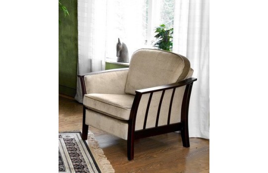 Fotel z drewnianymi bokami Aten 