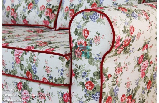 Sofa w róże Vera