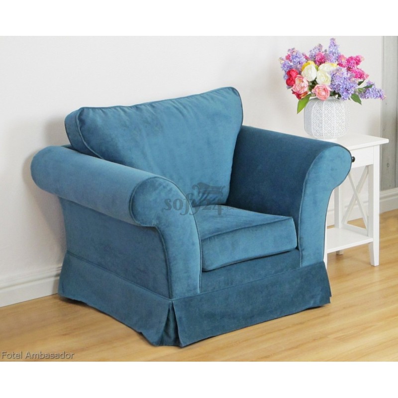Fotel w pluszowej tkaninie