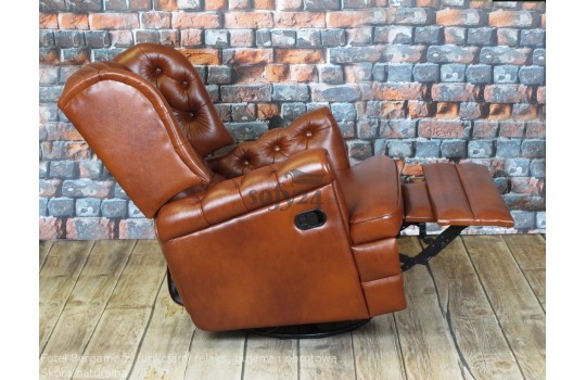 Pikowany fotel z funkcją relax