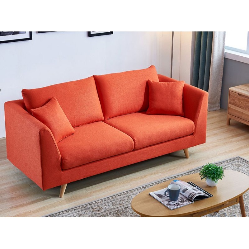 Piękna sofa z drewnianymi nóżkami w stylu skandynawskim Merano