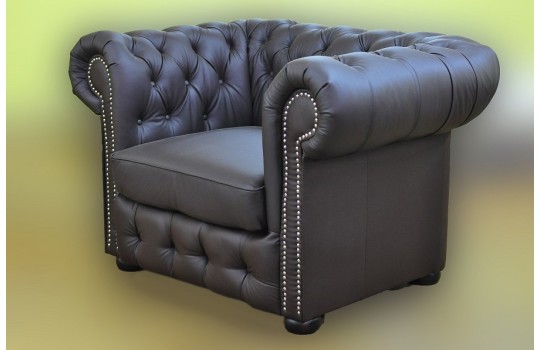 Czarny fotel chesterfield Parole