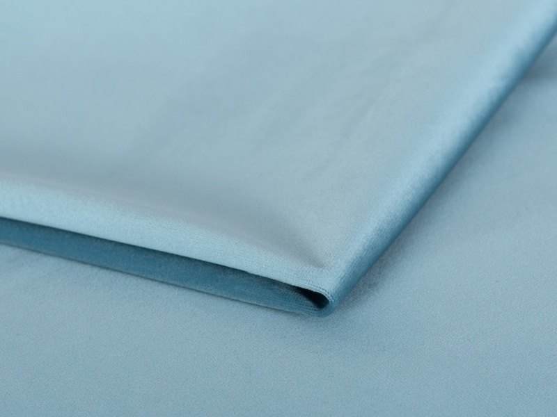 FRENCH VELVET 679